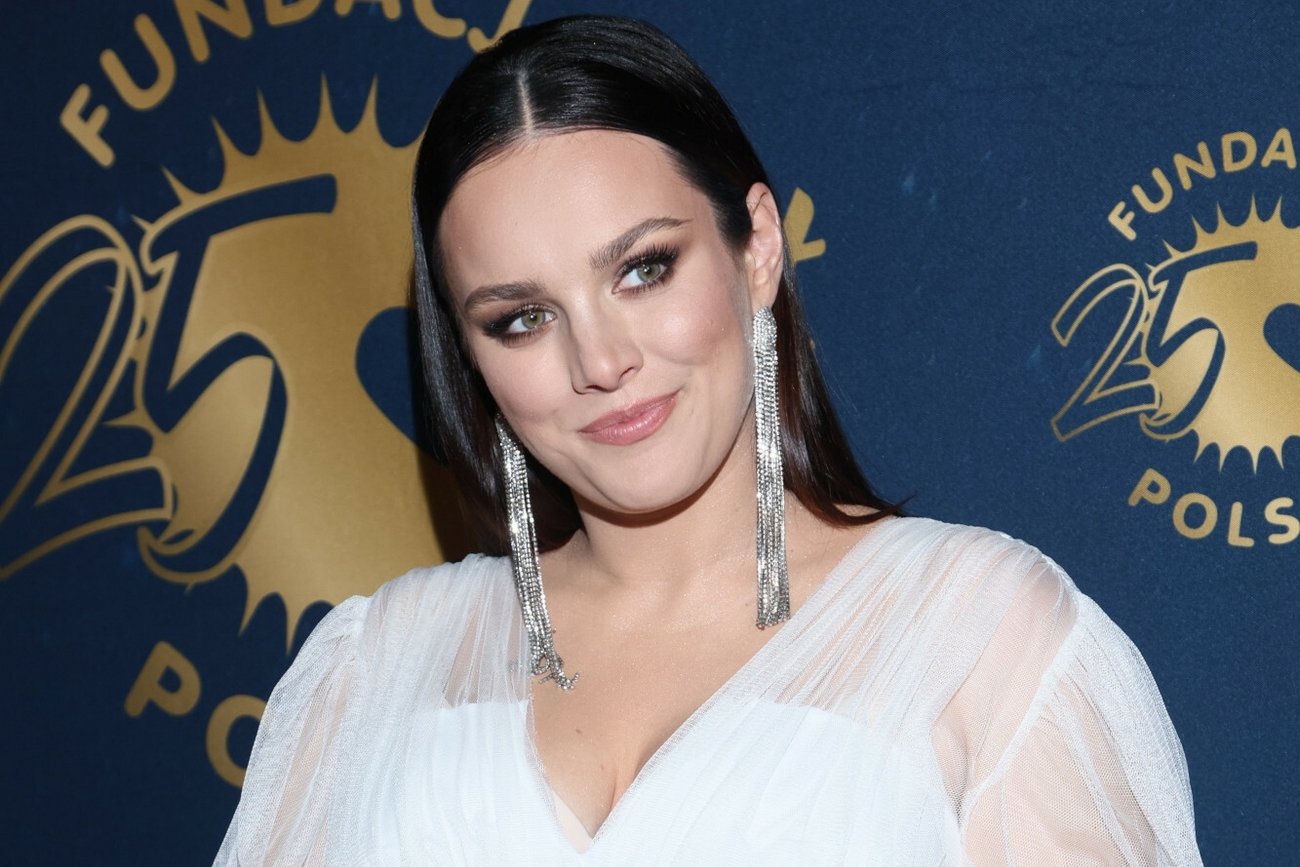 Ewa farna tańczy z ciążowym brzuszkiem i śpiewa Mariah Carey.