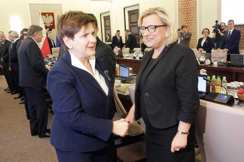 Szefowa Kancelarii Premiera Beata Kempa krytykuje prezesa Trybunału Konstytucyjnego.