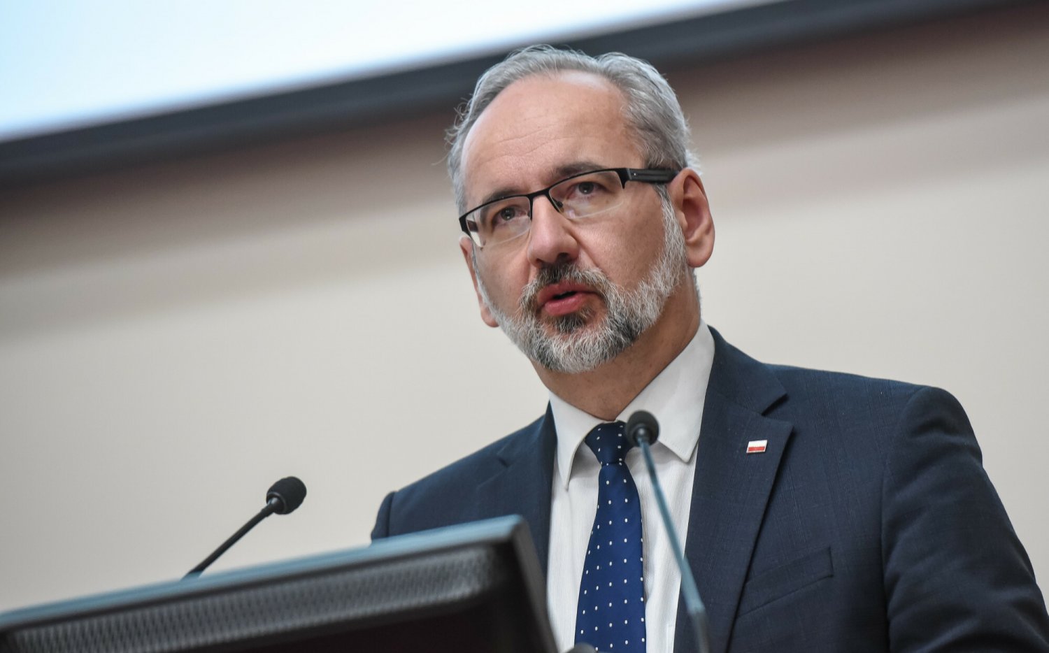 Adam Niedzielski zdradził w piątek, kiedy będzie można zaszczepić się trzecią dawką szczepionki przeciwko COVID-19.