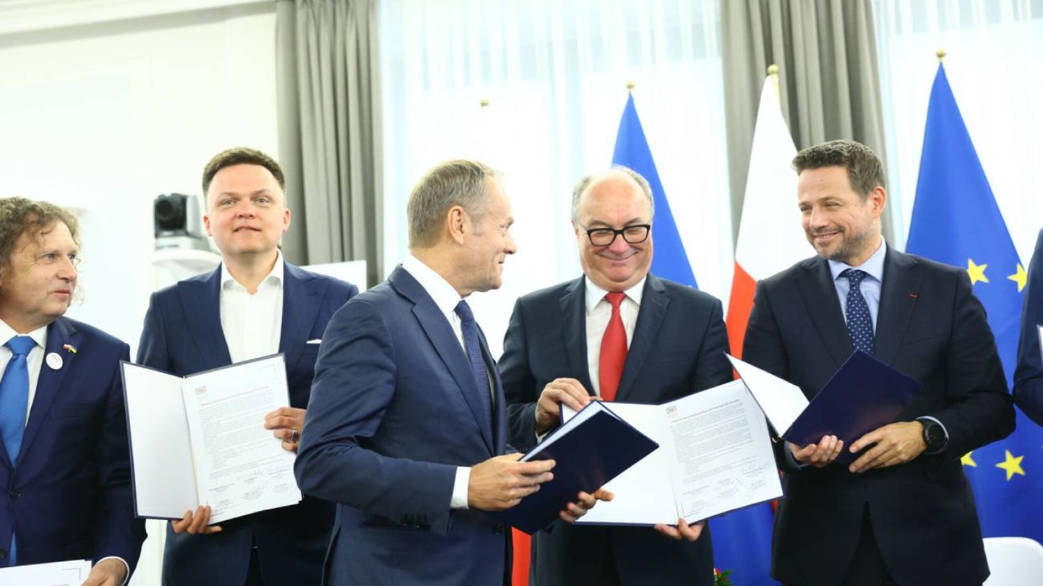 Kandydatem opozycji na prezydenta będzie Rafał Trzaskowski? Sondaż