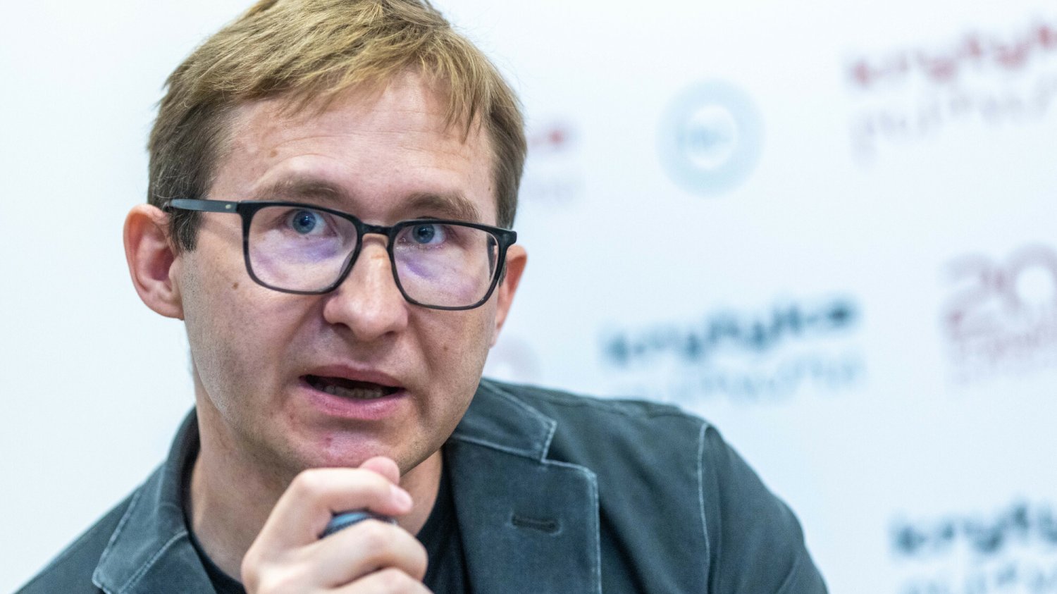 Sławomir Sierakowski zorganizował zbiórkę na zakup drona Bayraktar i przekazał ok. 5 mln zł na sfinansowanie centrum szkoleniowego dla ukraińskich żołnierzy.