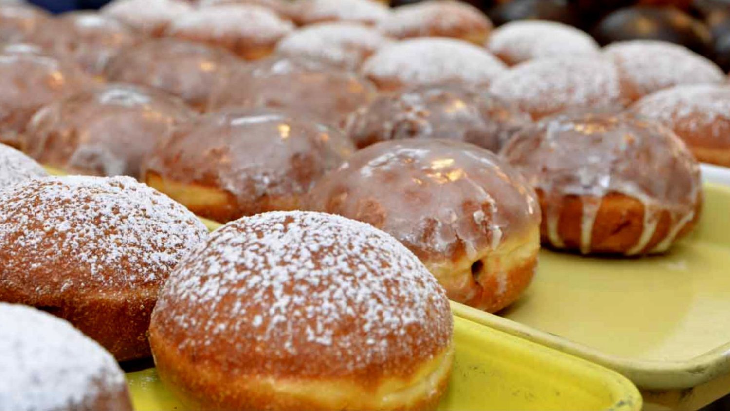 Biedronka, Lidl, Kaufland. Sprawdzam, gdzie są najtańsze pączki w tłusty czwartek