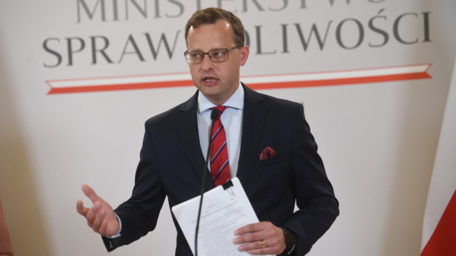 Marcin Romanowski napisał list do ambasador Wielkiej Brytanii ws. Roberta Ziemiekiwcza.