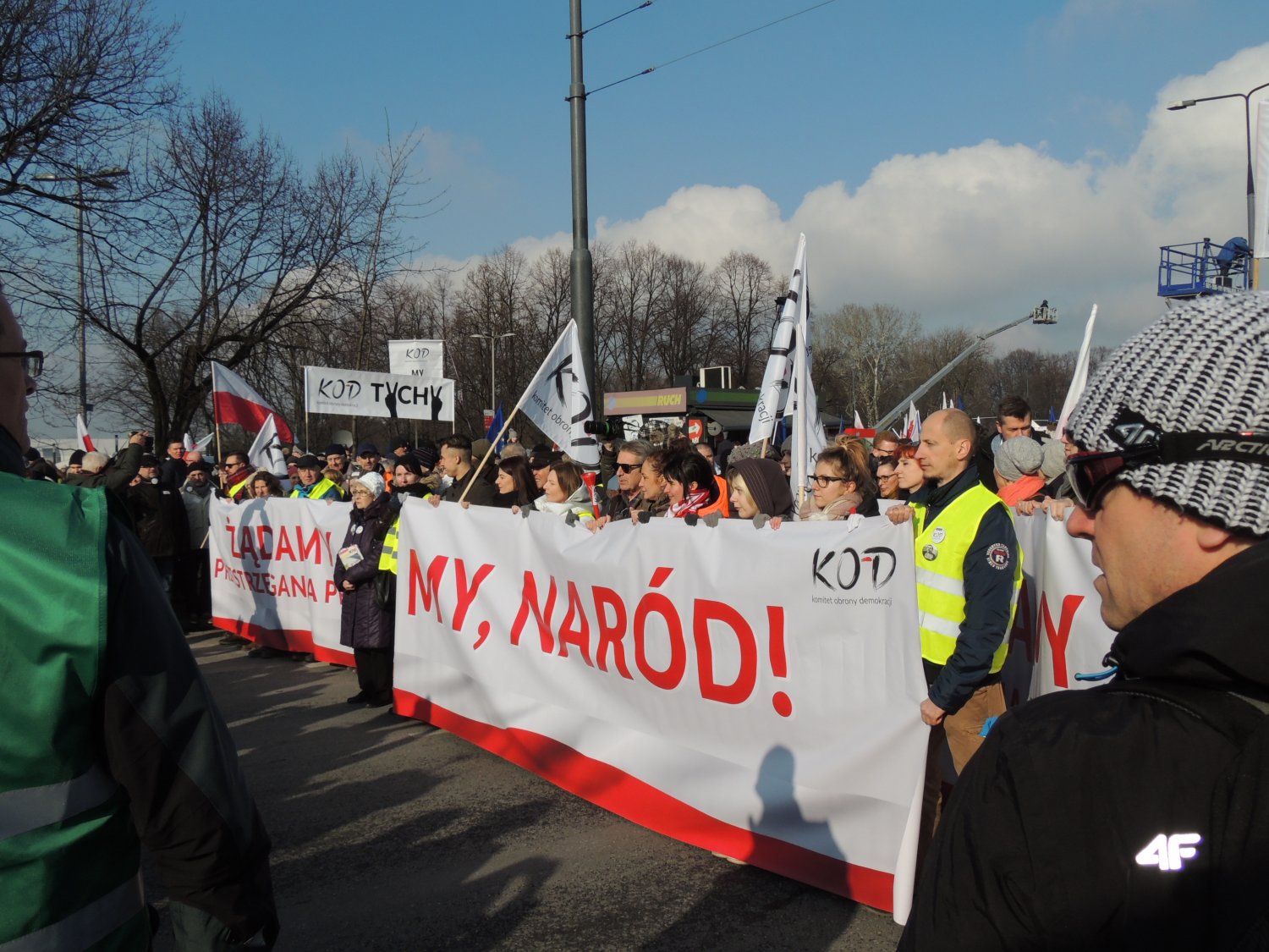 Polacy będą protestować do skutku.