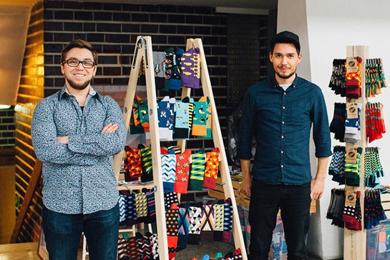 Adrian Morawiak (po lewej) i Maciej Butkowski (po prawej) - duet Many Mornings.