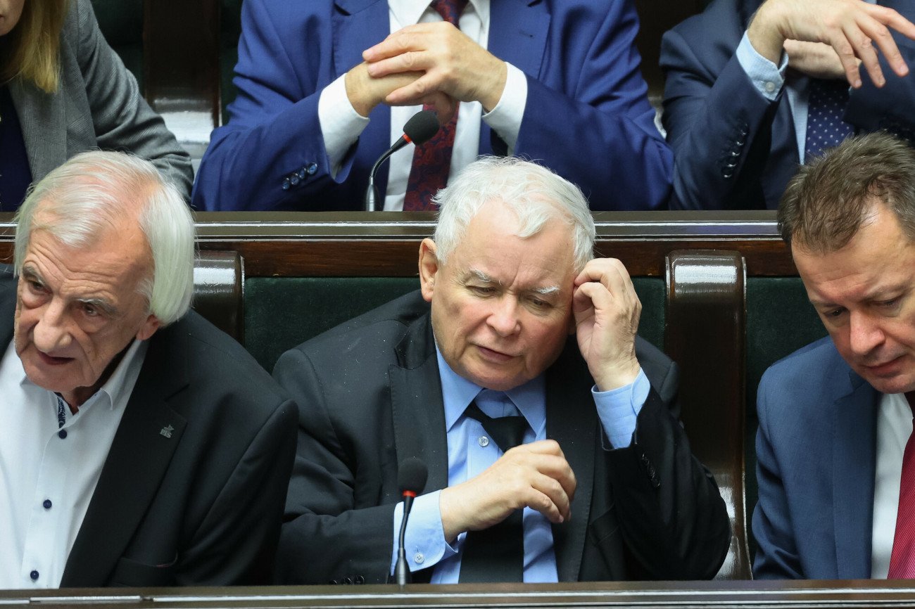 Złe wieści dla Prawa i Sprawiedliwości.