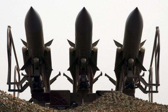 Francuski raport może tylko przyspieszyć zbrojną interwencje USA