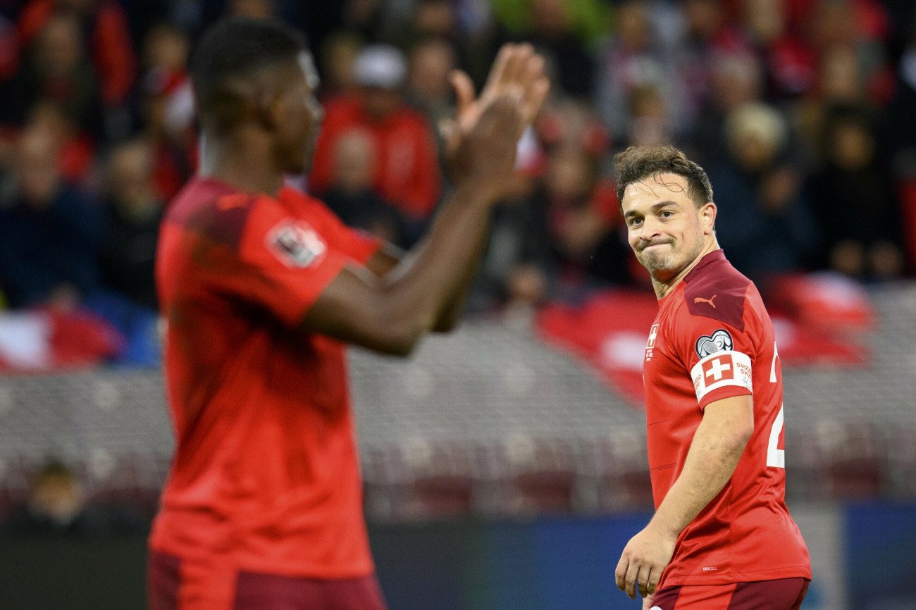Xherdan Shaqiri tuż po meczu eliminacji MŚ 2022 został wmanewrowany w prowokacje ze strony jednego z kibiców.