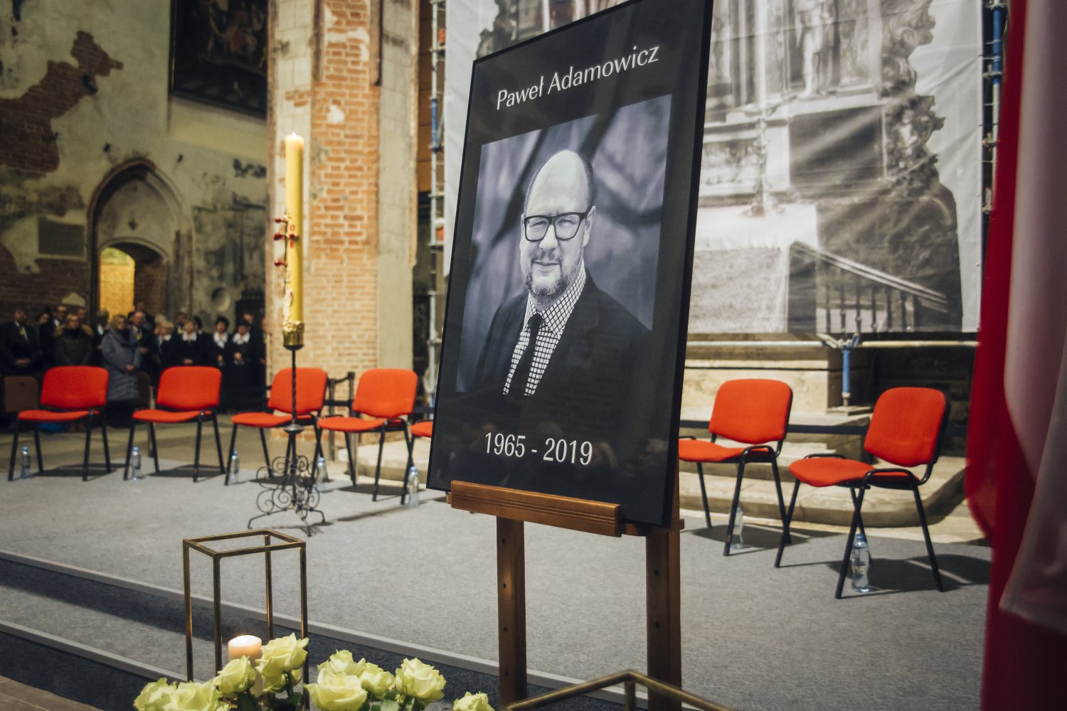 Na gdańskich uczelniach studenci i pracownicy będą musieli sami zdecydować: iść na zajęcia, czy na pogrzeb zamordowanego prezydenta Pawła Adamowicza