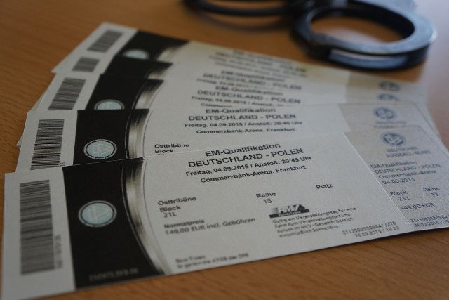 Uwaga na fałszywe bilety na mecz eliminacyjny Polska-Niemcy