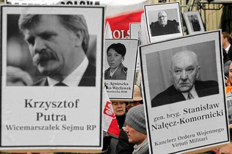 Teresa Bochwic uważa, że każdy powinien zobaczyć jedno-dwa zdjęcia z katastrofy smoleńskiej.