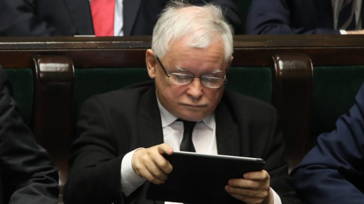 Jarosław Kaczyński może się cieszyć praktycznie po publikacji każdego sondażu.