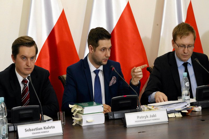 Jak widać, stosy kodeksów nie pomagają, bo kiedy wiceminister sprawiedliwości musi napisać pismo z karą dla Hanny Gronkiewicz-Waltz, zaczynają się problemy.