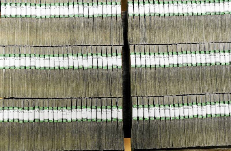 Pieniądze źródłem kłopotów?