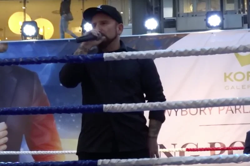 Debata przedwyborcza odbyła się na ringu bokserskim. Kto wygrał – Liroy czy Grzegorz Schetyna?