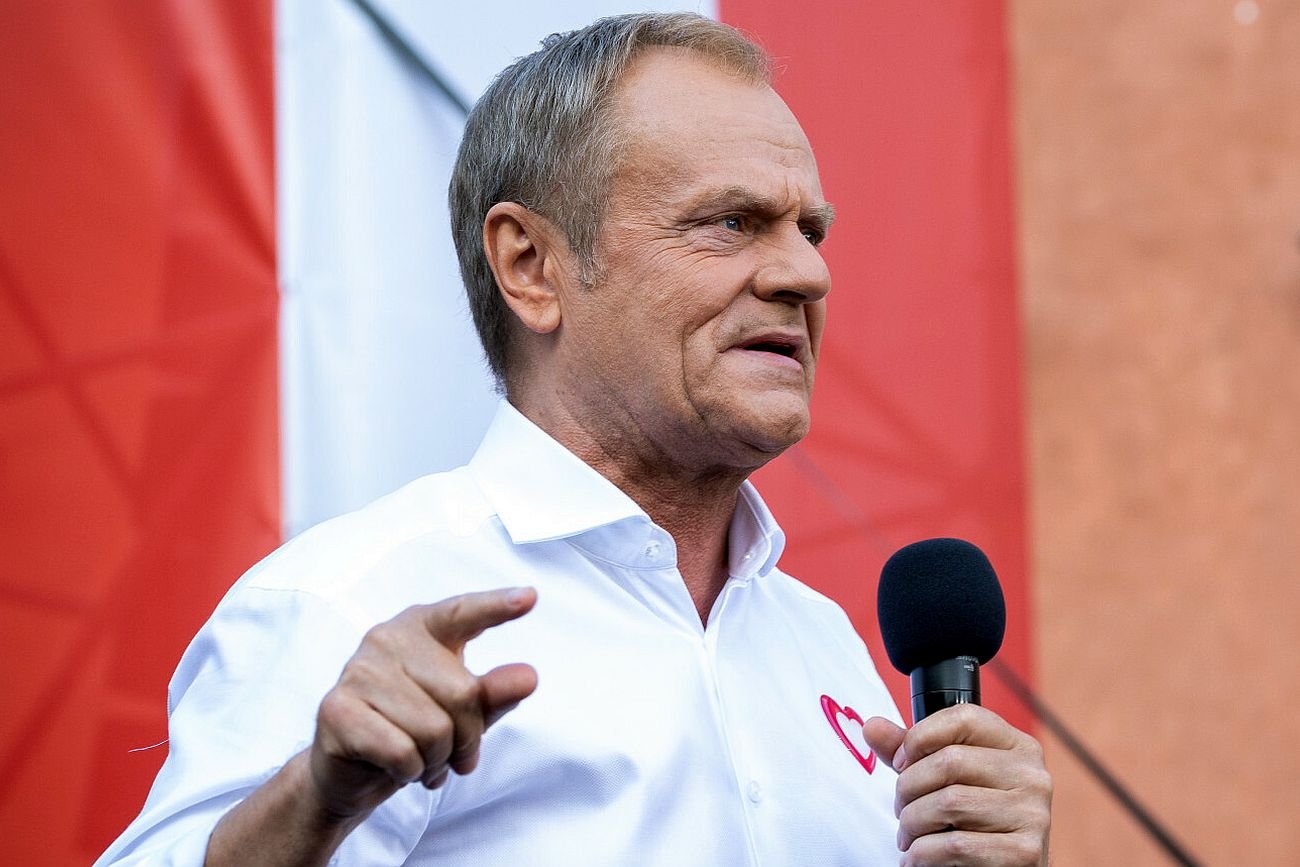 Tusk boleśnie uderzył w prawicę