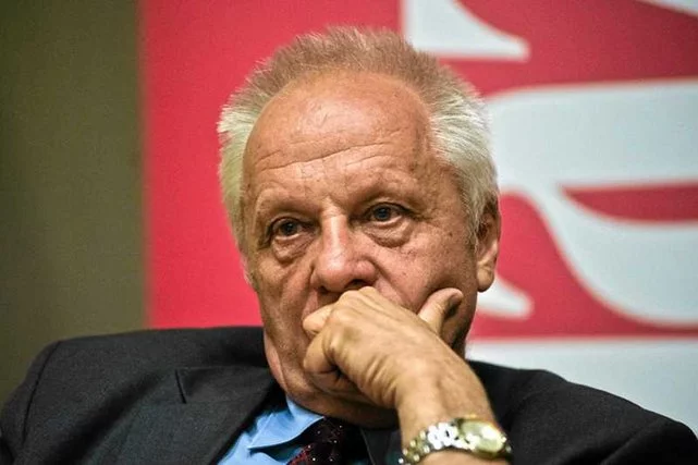 Stefan Niesiołowski pisze o "infekcji", na którą cierpią liberalno-lewicowe środowiska