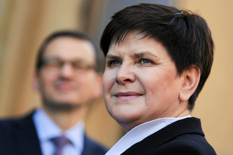 Beata Szydło przed rokiem miała w Sejmie więcej zwolenników i mniej przeciwników niż obecnie Mateusz Morawiecki.