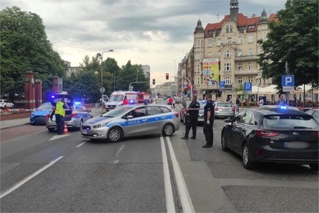 Do wypadku doszło 31 lipca 2021 około godz. 6:00 w centrum Katowic Do wypadku doszło 31 lipca 2021 około godz. 6:00 w centrum Katowic