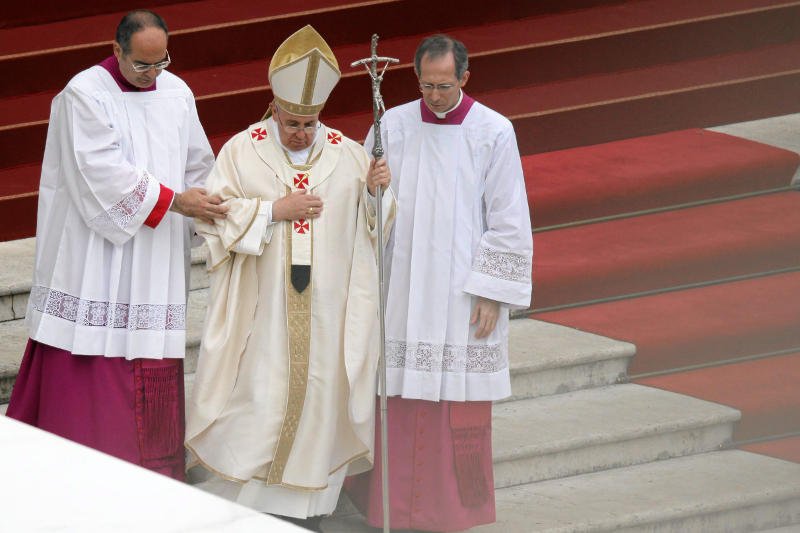 Papież wydał encyklikę, w której nawołuje do ograniczenia emisji CO2.
