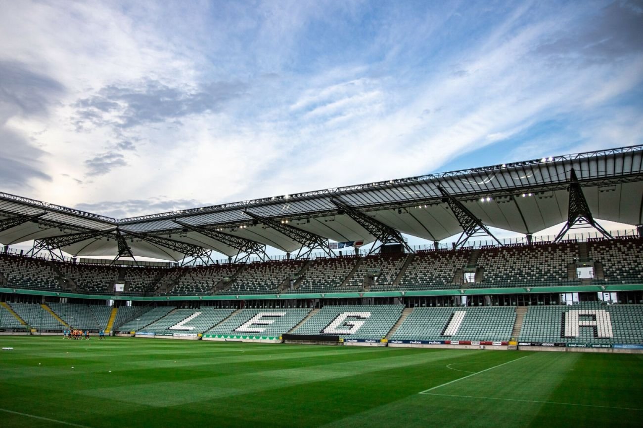 Stadion Legii Warszawa ugości mecze Szachtara Donieck w piłkarskiej Lidze Mistrzów