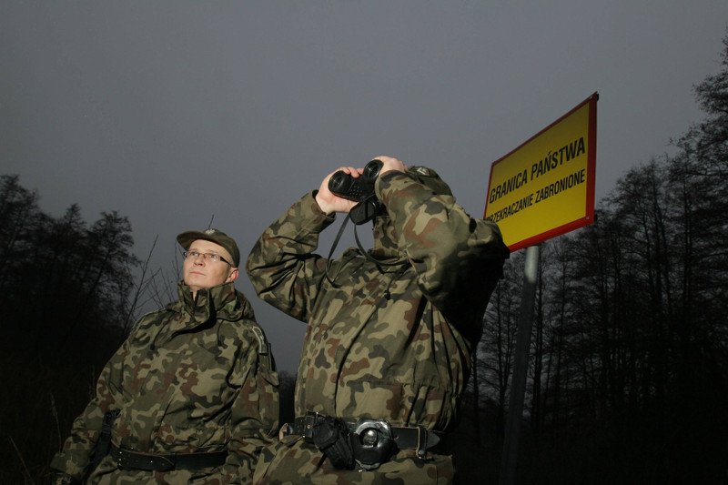 Patrol Straży Granicznej przy granicy z Rosją.