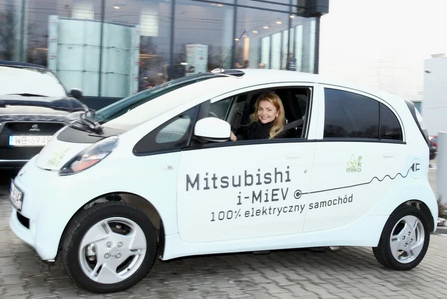 Iza Miko wybrała Mitsubishi i-MiEV. Ja też, jeśli będzie tańsze