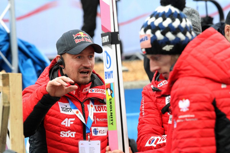 Według relacji Adama Małysza, na skoczni w Seefeld po pierwszej serii było naprawdę gorąco.