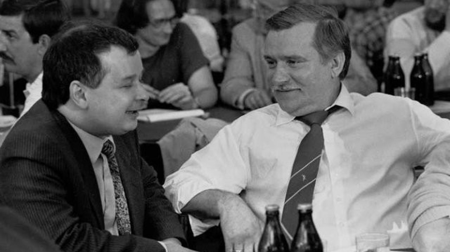 Jarosław Kaczyński i Lech Wałęsa w 1990 roku odbierali na tych samych falach