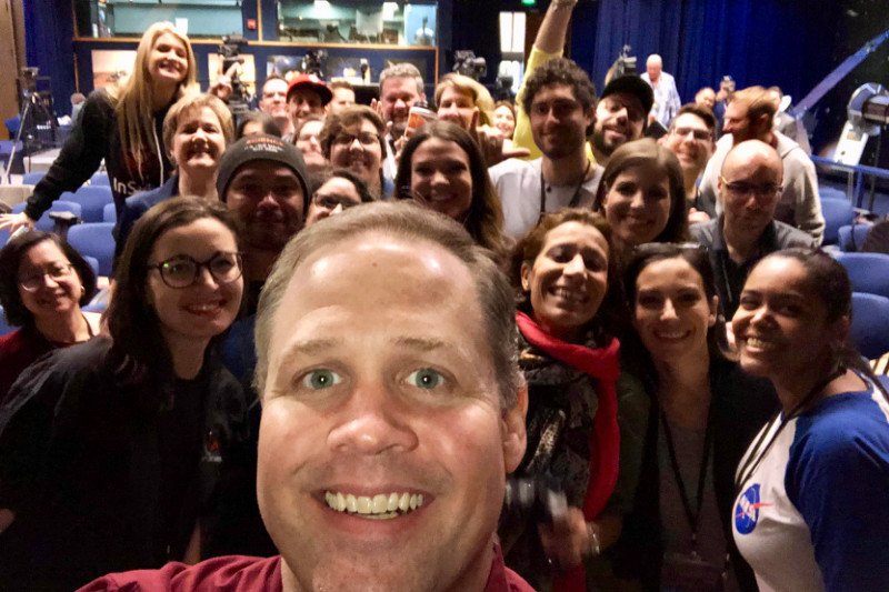 Zespół NASA miał w poniedziałek powody do radości. Na Marsie wylądowała sonda InSight.