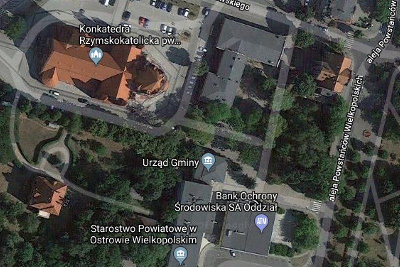 Parafia z Ostrowa Wielkopolskiego dostanie 12,5 mln zł odszkodowania za grunt, na którym powstało m.in. Starostwo Powiatowe.