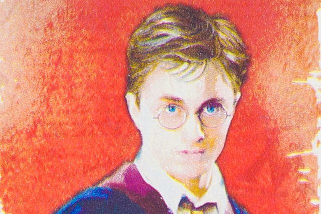 [url=http://shutr.bz/1hqYEYu]Spin-off serii o Harrym Potterze przybierze formę trylogii. Na zdjęciu: Fragment francuskiego znaczka pocztowego z Harrym Potterem[/url]