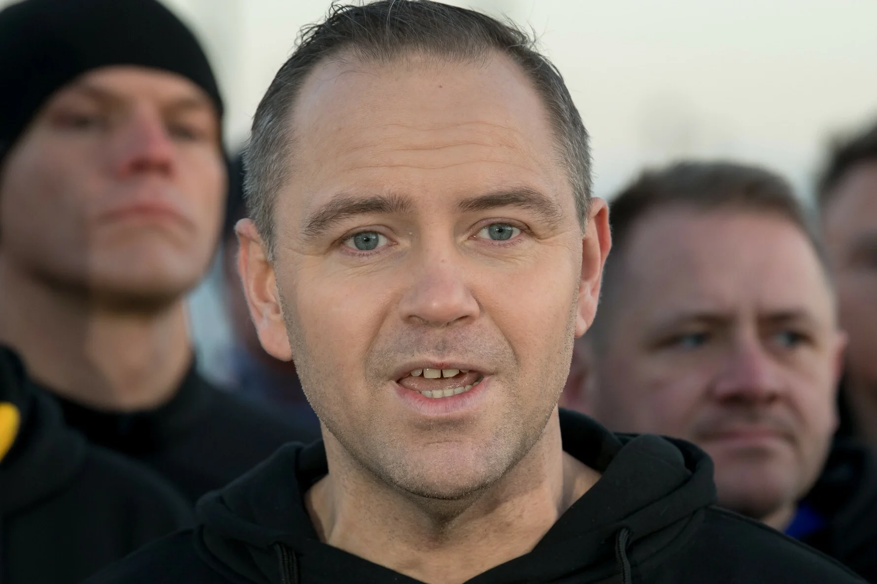Nowy sondaż prezydencki. Nawrocki wyprzedził Trzaskowskiego