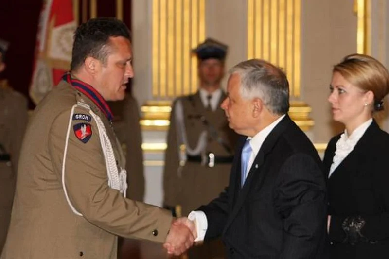 Pułkownik Pawluk w formie.