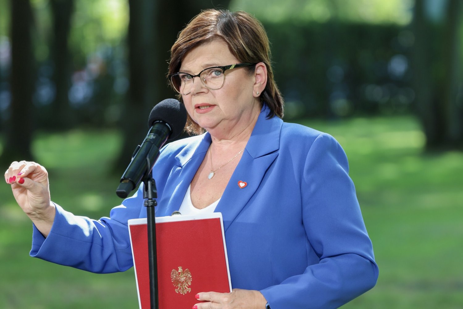 Afera z alkoholem w tubkach. Jest pierwsza dymisja.