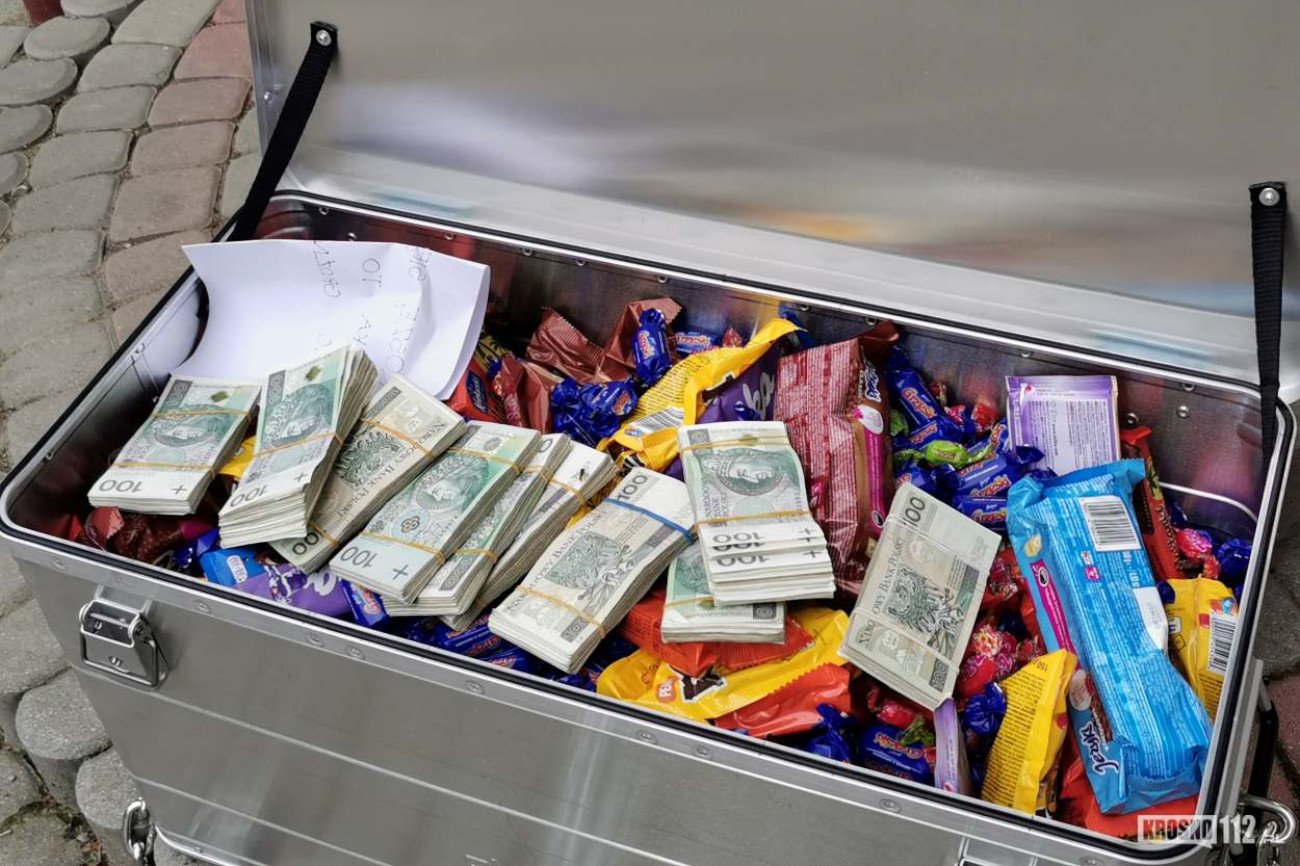 Czy to znany youtuber podrzucił skrzynię ze 100 tys. zł pod dom dziecka w Długiem na Podkarpaciu?