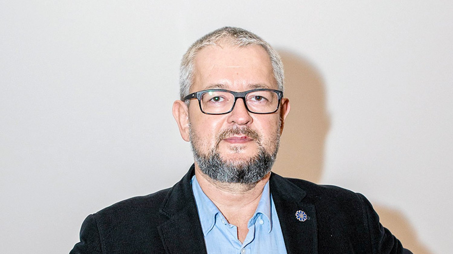 Rafał Ziemkiewicz to niezwykle popularny publicysta wśród wyborców PiS. Komentując tzw. miesięcznica smoleńskie wyśmiał jednak nie tylko opozycję, ale i Jarosława Kaczyńskiego.
