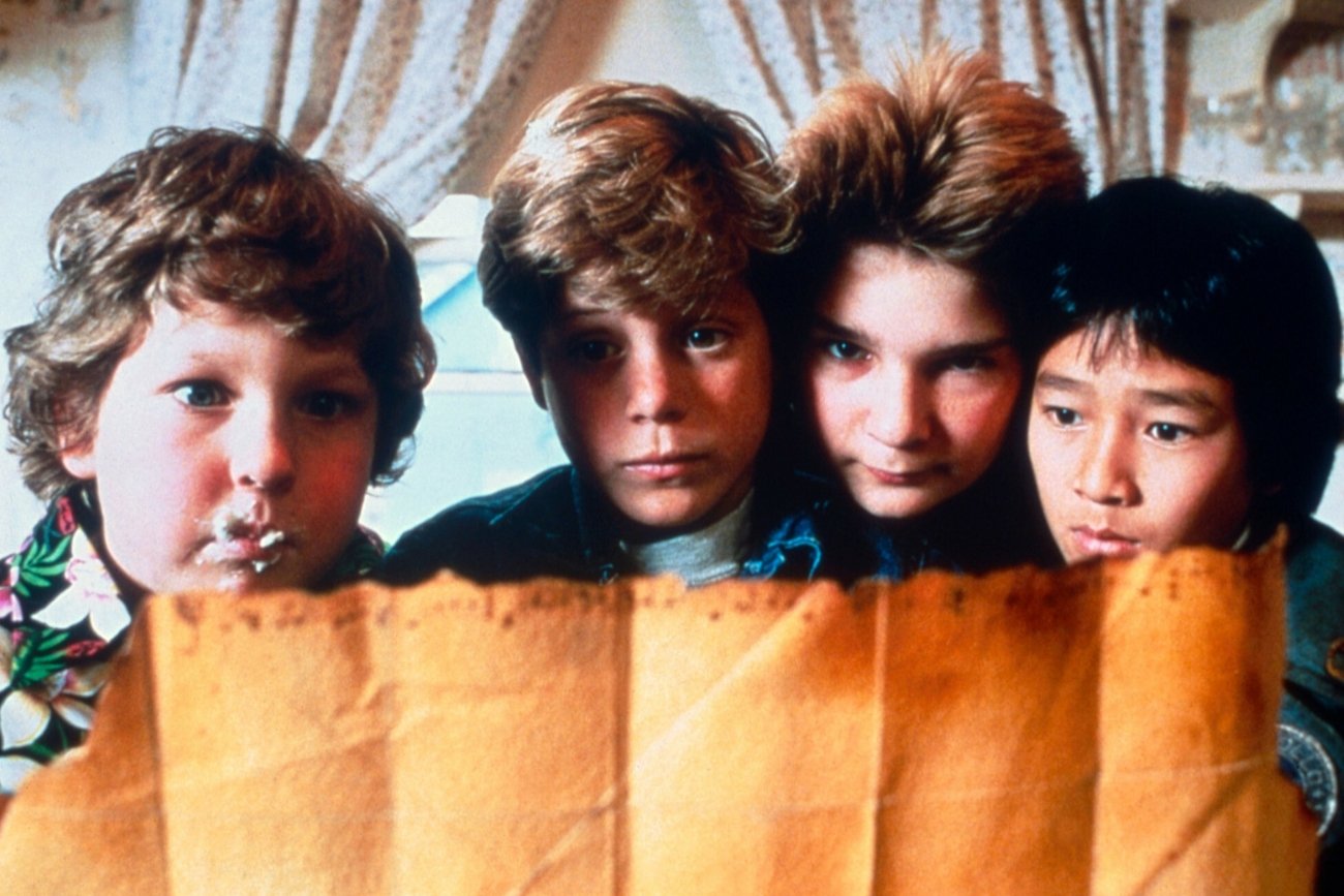 Film "Goonies" ma prawie 40 lat. Tak wyglądają dziś mali poszukiwacze skarbu Tak wyglądają dziś aktorzy z filmu "Goonies". Spielberg pracuje nad sequelem