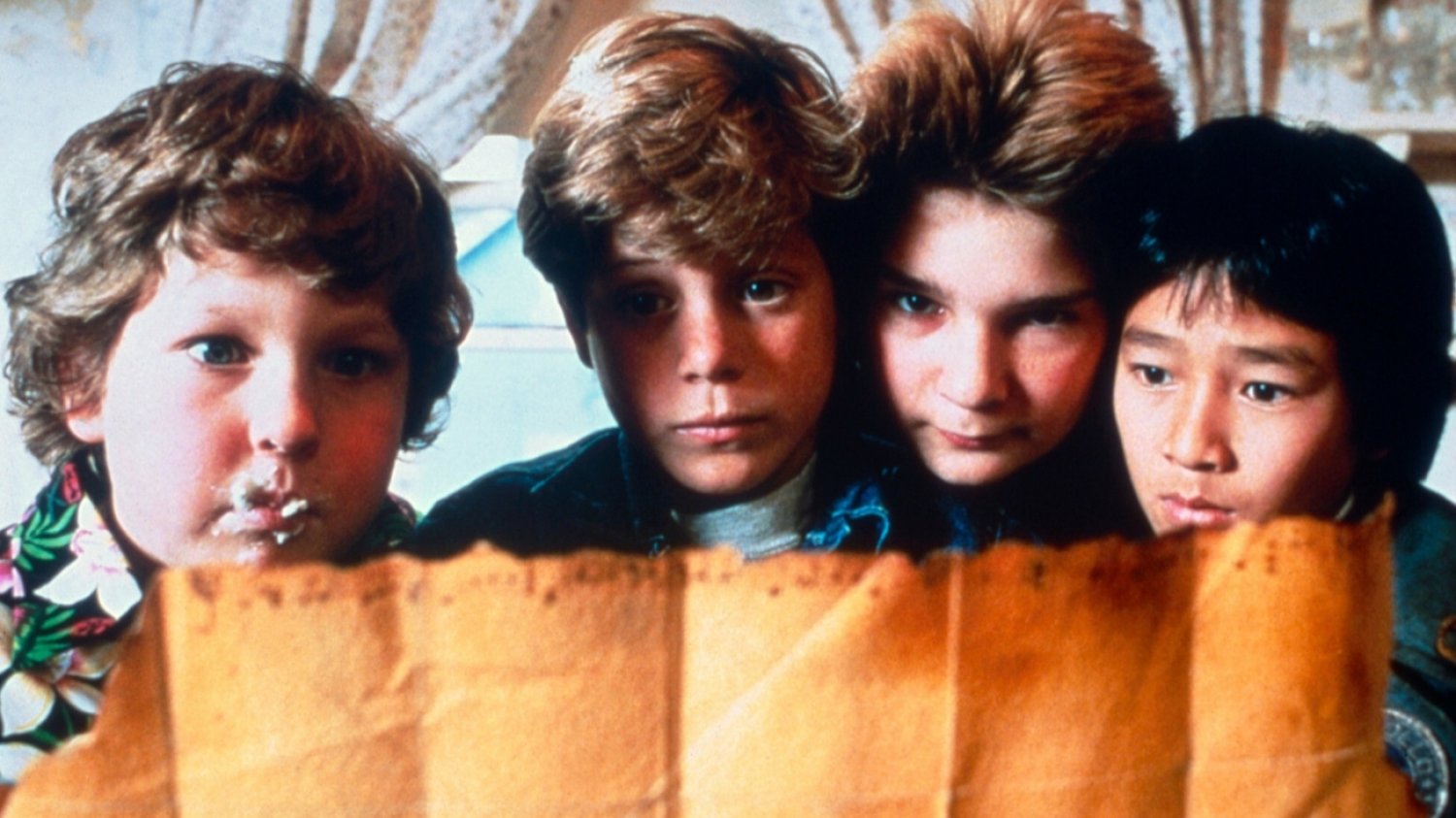 Film "Goonies" ma prawie 40 lat. Tak wyglądają dziś mali poszukiwacze skarbu Tak wyglądają dziś aktorzy z filmu "Goonies". Spielberg pracuje nad sequelem