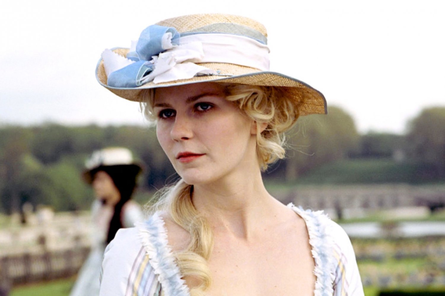 3 rewelacyjne filmy, które kryją się na Netflixie. Na weekend będą w sam raz Kirsten Dunst w filmie "Maria Antonina"