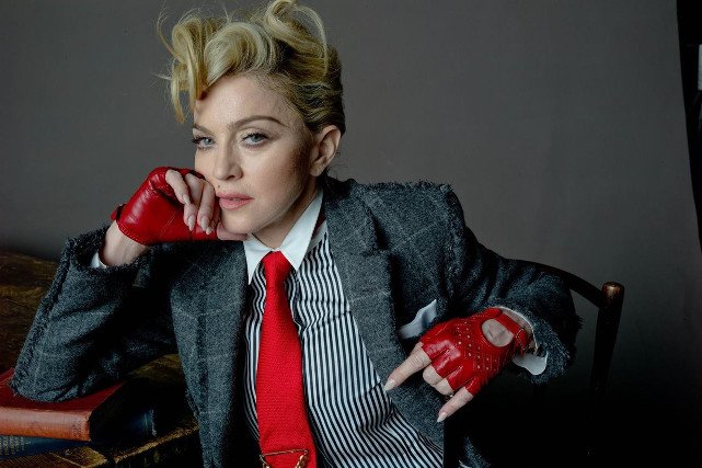 Ubierz się jak: Madonna. Stylowe zestawienie!