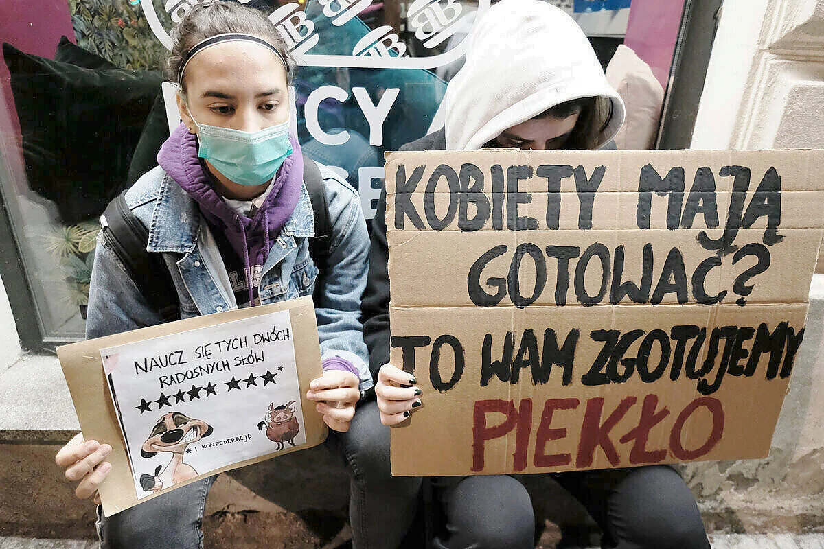 Postulaty Strajku Kobiet 2020: likwidacja abonamentu i "śmieciówek" [LISTA]