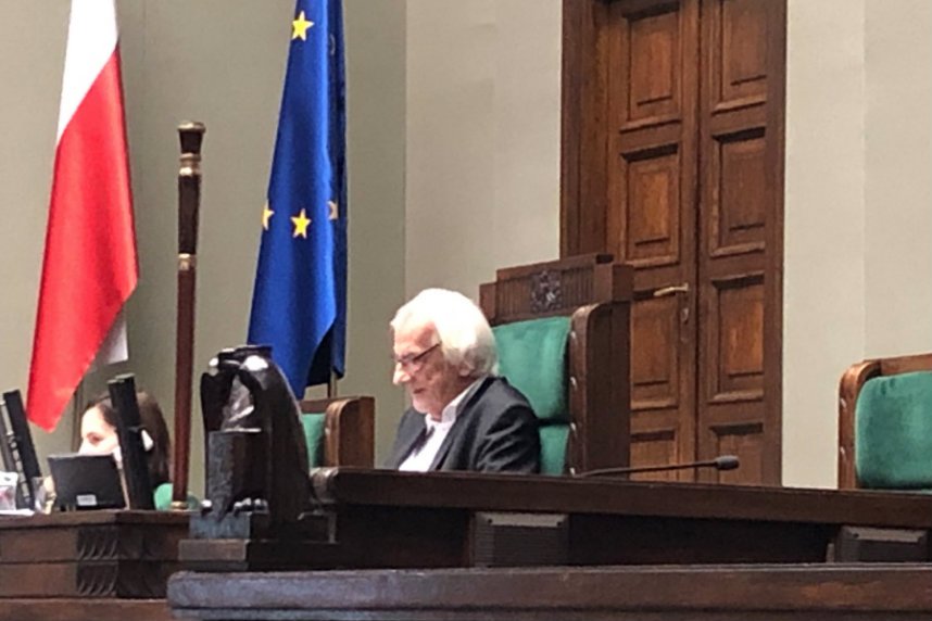 Niech się pan puknie w czoło - tak odezwał się do posła Janusza Sanockiego wicemarszałek Sejmu Ryszard Terlecki.