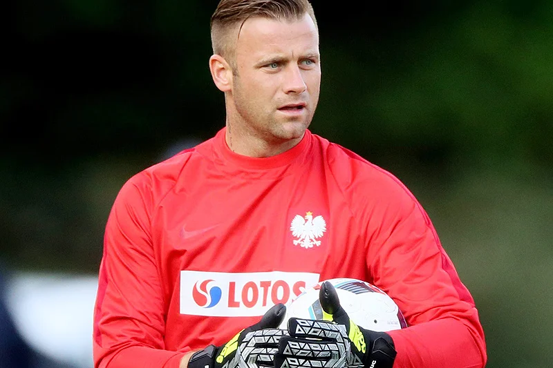 Artur Boruc na dobre ściąga dziś rękawice bramkarza reprezentacji Polski w piłce nożnej. Jego reprezentacyjna kariera trwała prawie 13 lat!