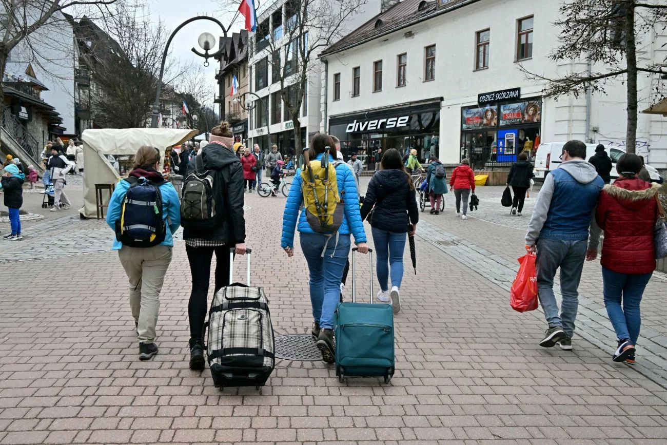 Tegoroczną majówkę Polacy spędzą w kraju. Znaleźli sposób na oszczędzanie