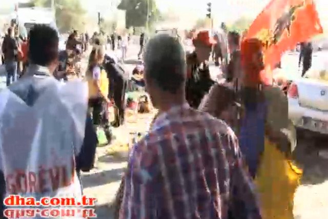 W sobotę rano doszło do dwóch eksplozji w Ankarze, stolicy Turcji. Wybuchy miały miejsce na jednym z węzłów drogowych.