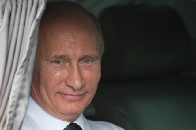 [url=http://shutr.bz/1qynJ6Q]Władimir Putin[/url] znowu zakpił z Zachodu i pokazał, że Rosja nie potrzebuje systemu Visa i MasterCard.