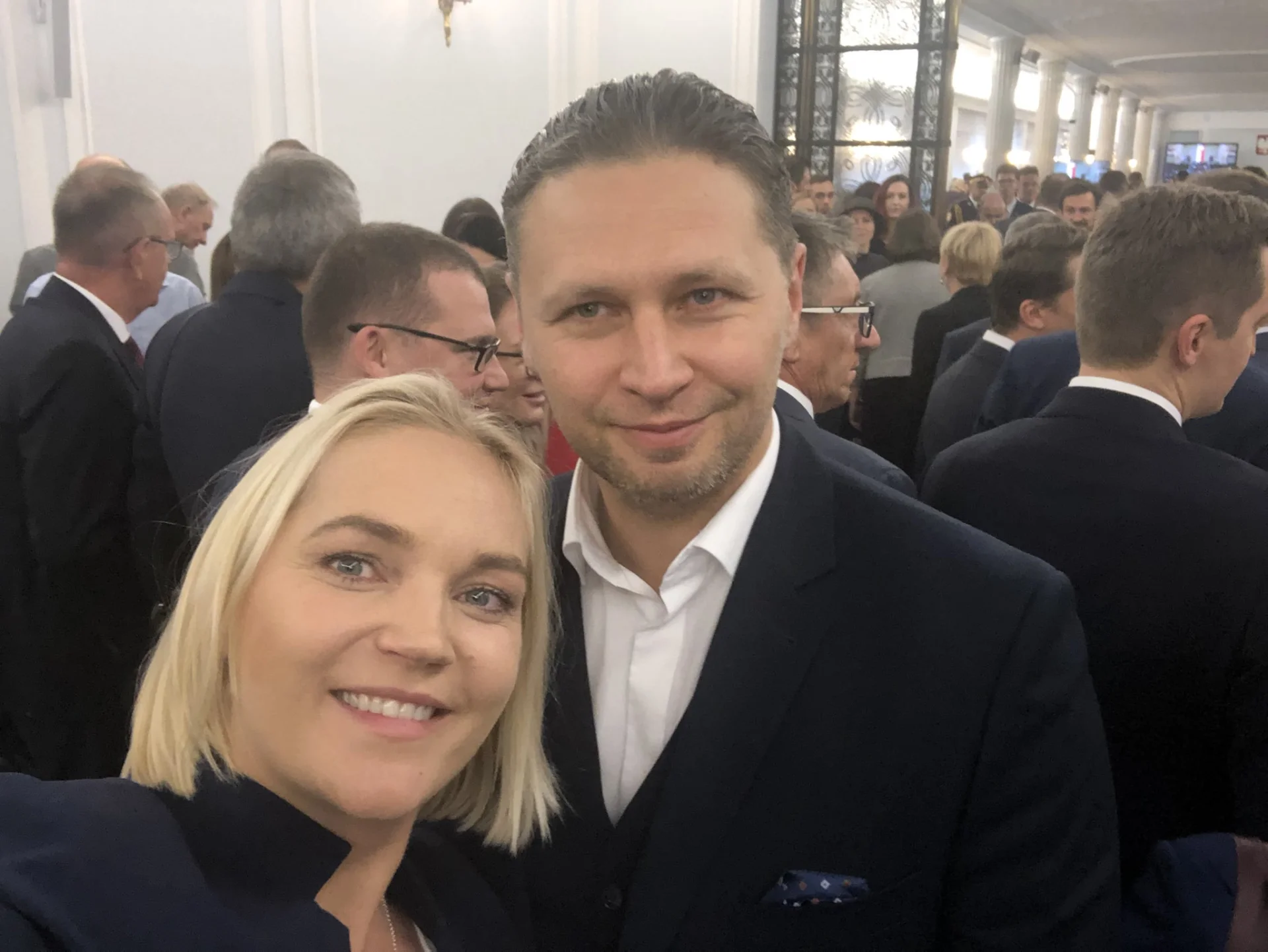 Dominika Chorosińska z mężem Michałem na inauguracyjnym posiedzeniu Sejmu IX kadencji.