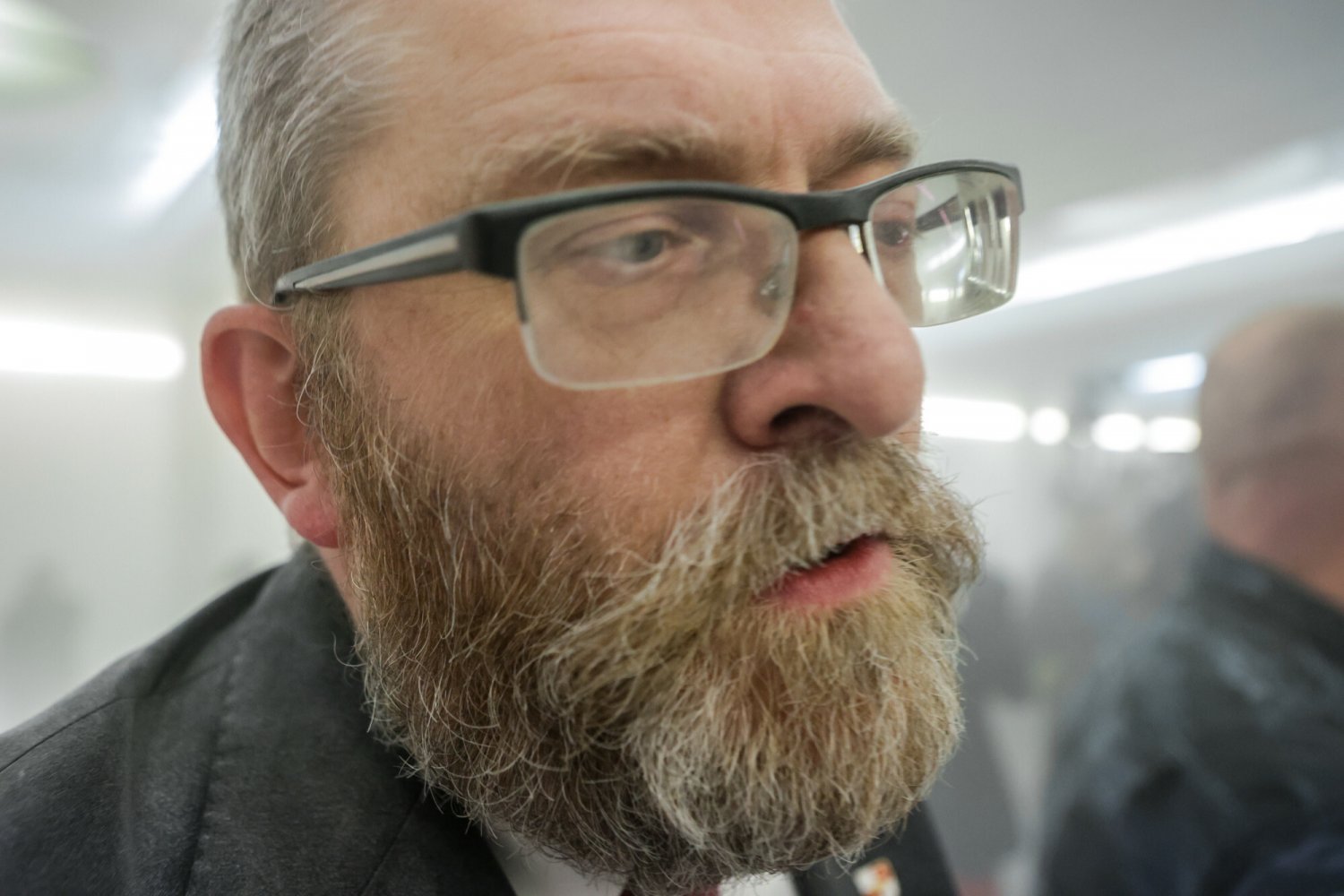 Podczas internetowych zbiórek na Grzegorza Brauna zebrano ponad 220 tys. złotych