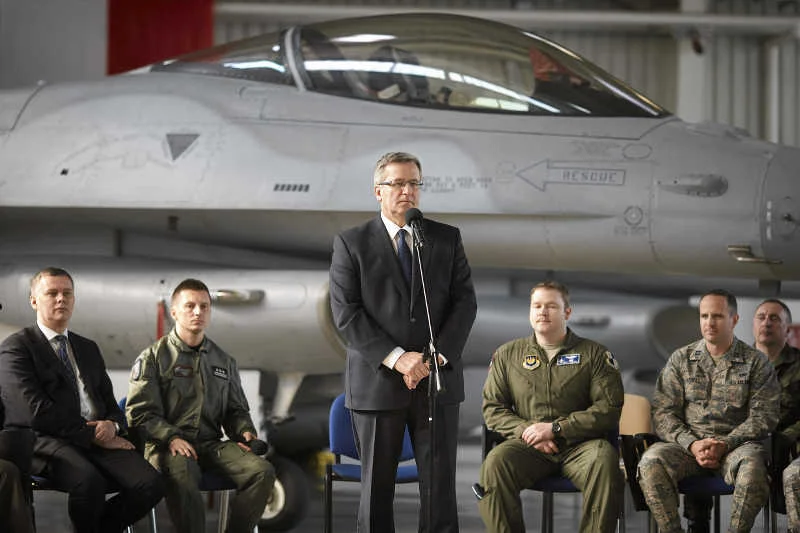Bronisław Komorowski zapewnia, że Polska jest dzisiaj bezpieczna.